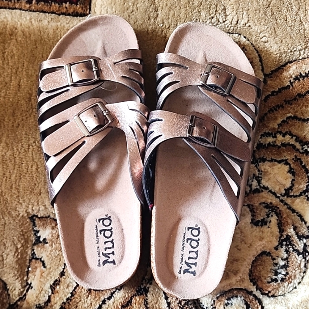 Women slippers